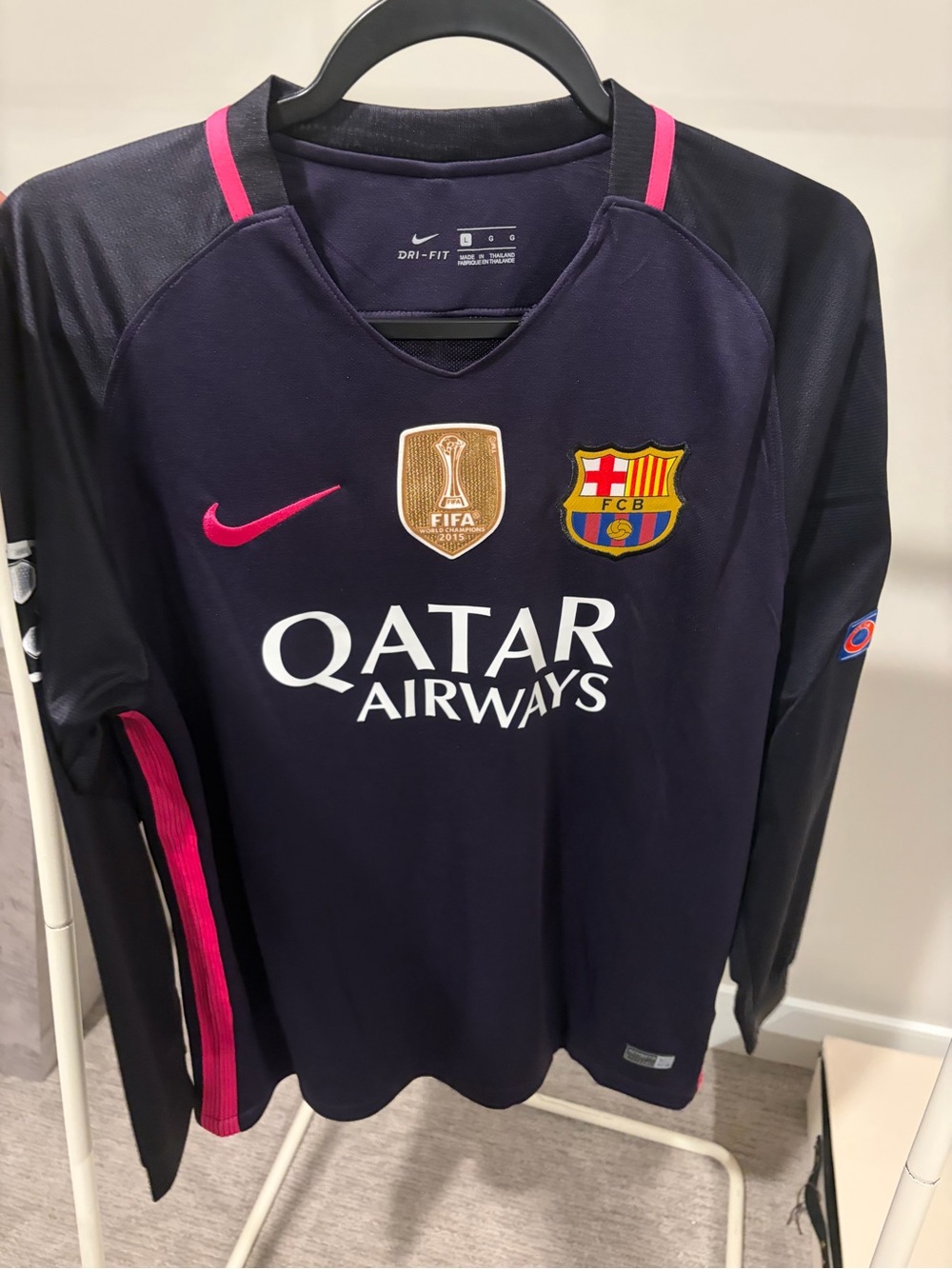 Nike Neymar Jr. FC Barcelona Long-Sleeve Soccer Jersey (unisex)
